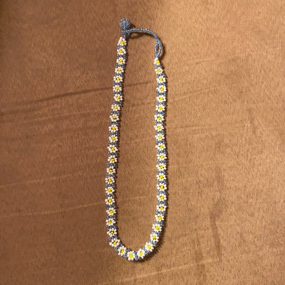 Women’s necklace
